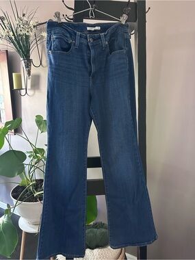 Levi’s Women's High-Rise 726 Flare Leg Jeans